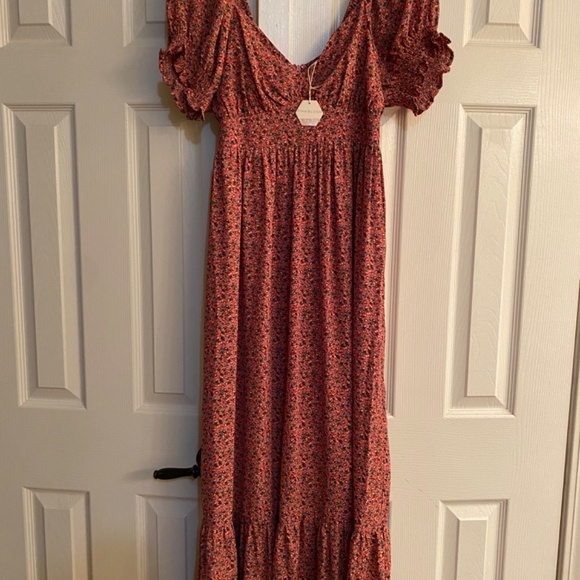 Pinkblush Floral Maxi Dress - Picture 3 of 4
